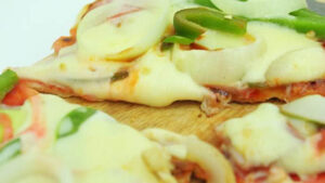 LÀM PIZZA BẰNG CHẢO CHỐNG DÍNH