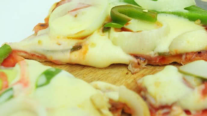 LÀM PIZZA BẰNG CHẢO CHỐNG DÍNH